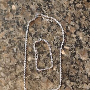Elegant Silver Necklace and Bracelet Set